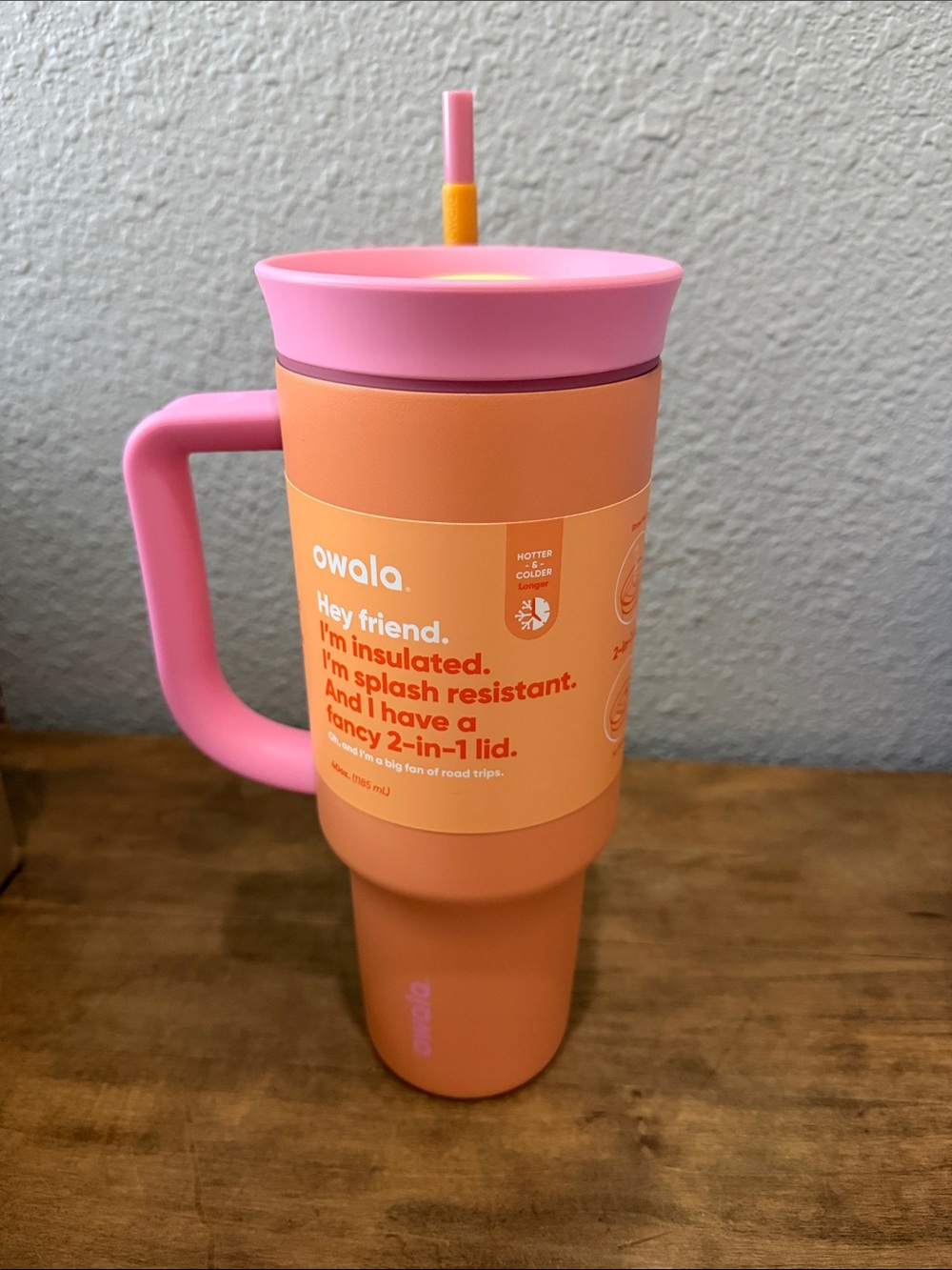 Owala Insulated Travel Tumbler in Peach & Pink 40oz